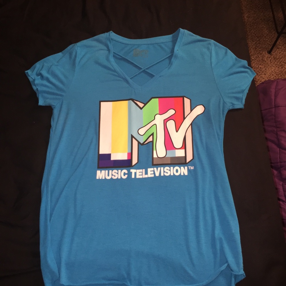 Super fun MTV tshirt!